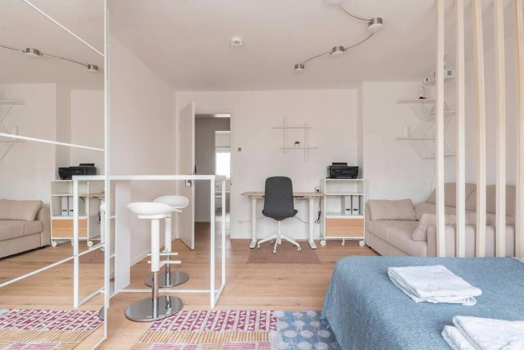 Modern In Central Appartement